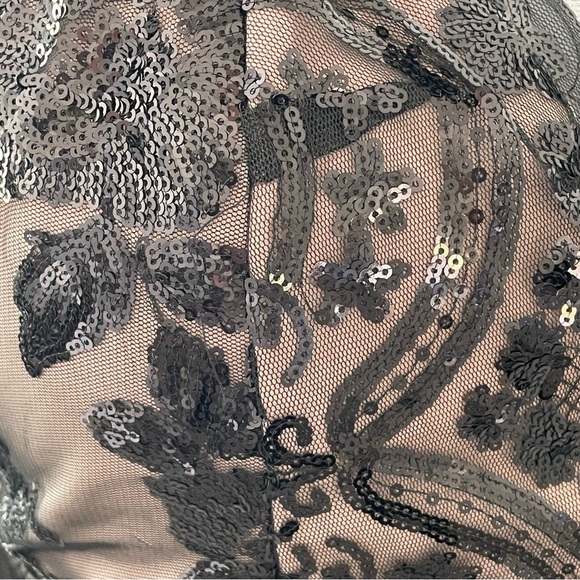 Showpo. studded black halter strap satin maxi slip dress, plunge neck, Sz: US 4 - Picture 5 of 11